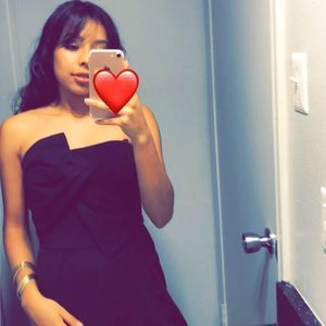 Meet your Posher, Roxana